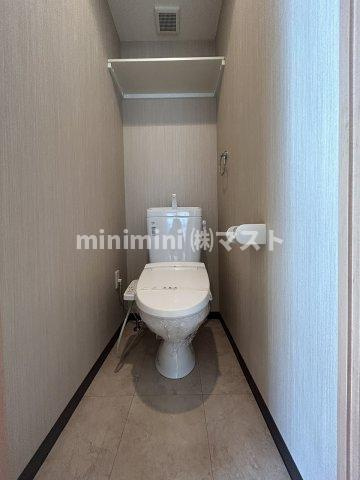 大阪市福島区福島８丁目の賃貸マンションのトイレ