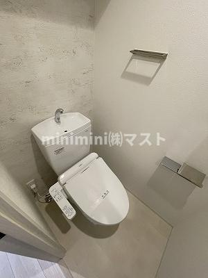 大阪市福島区鷺洲３丁目の賃貸マンションのトイレ