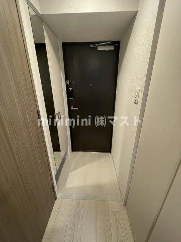 大阪市福島区鷺洲５丁目の賃貸マンションの玄関