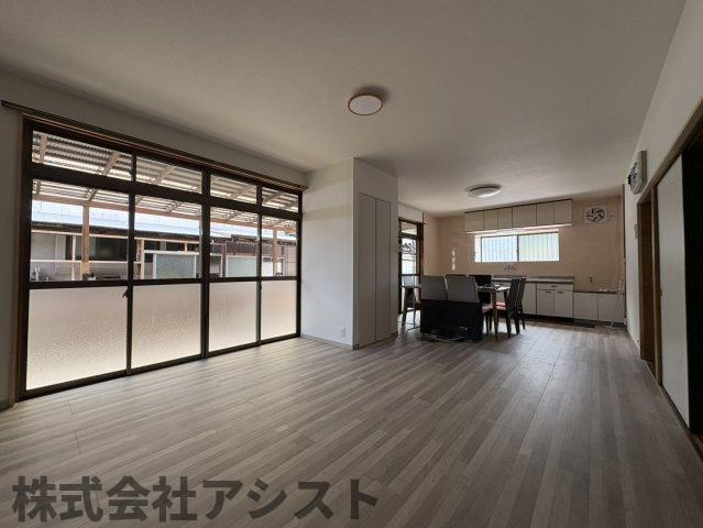 元吉貸家の居間・リビング