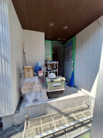 （仮称）矢来町メゾン　東棟のエントランス