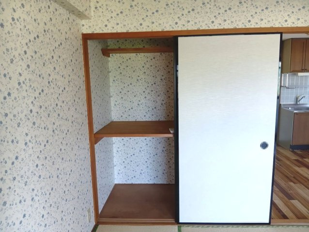 エリジアハイツ桟橋の収納|便利な収納スペースです