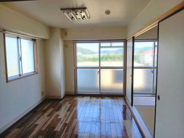 エリジアハイツ桟橋の洋室|明るい洋室です