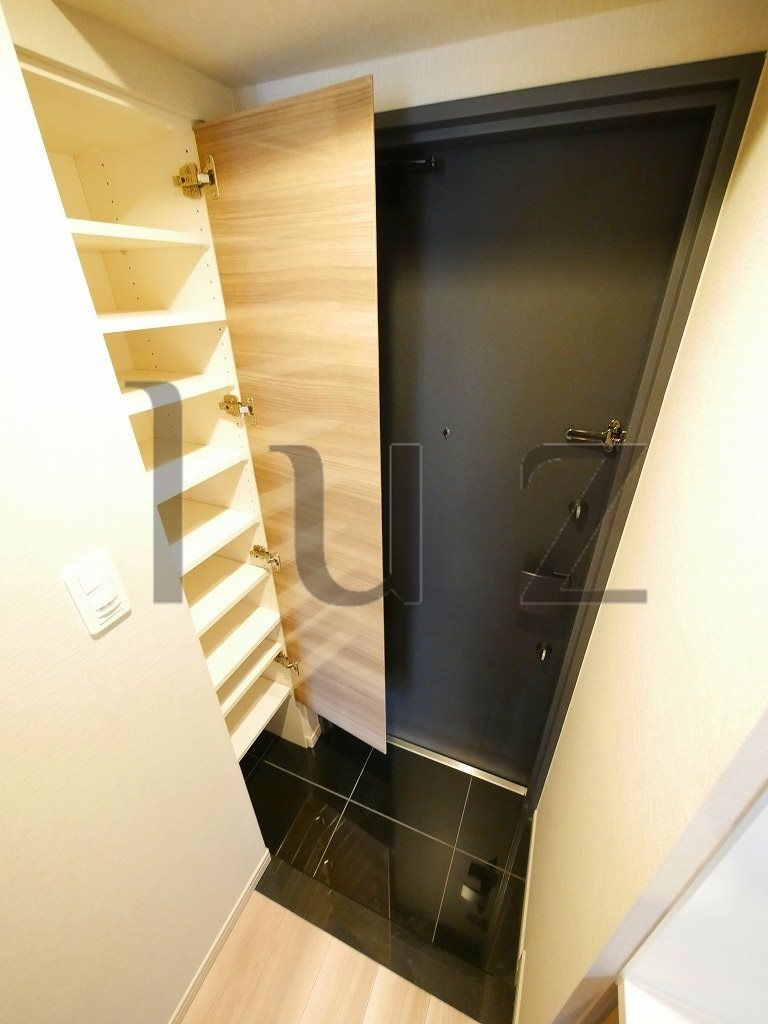 ベルグレード川崎エーゼットの玄関
