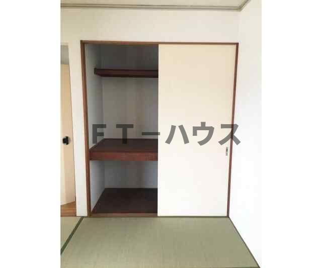 エステートピア咲が丘１の収納