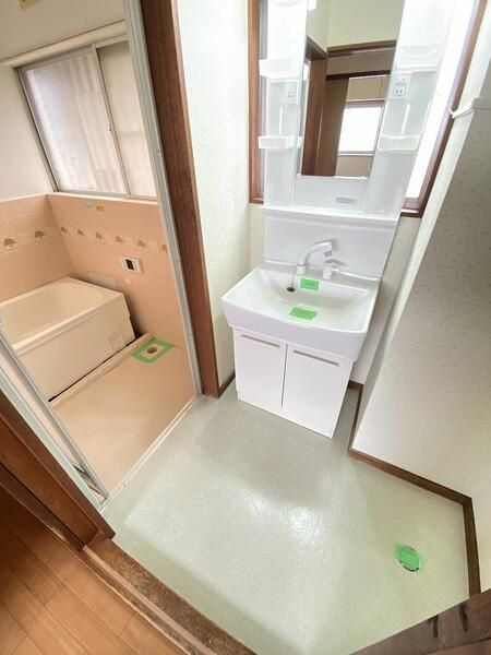 小川貸家の洗面所