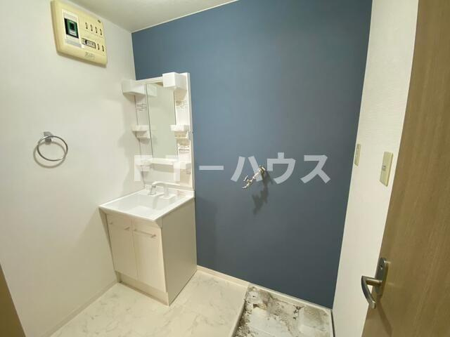 リーブル金杉の独立洗面台