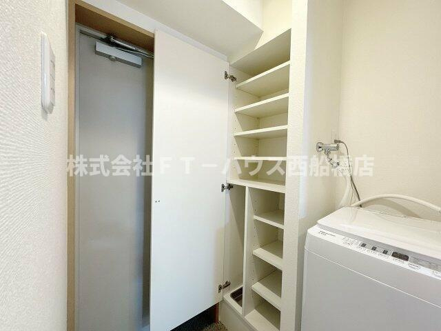 プライマル西船橋の玄関