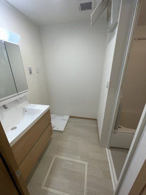 【洗面所】 | Ｌｕｃｉａ | 別のお部屋の写真です