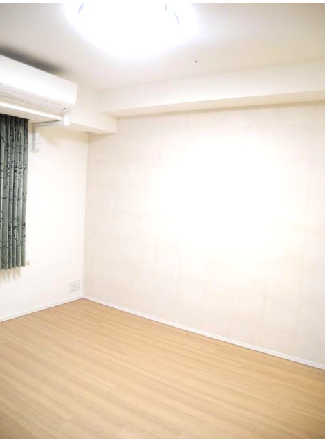 プラウドタワー相模大野の寝室|落ち着いて過ごせるお部屋なので、寝室にいかがでしょうか