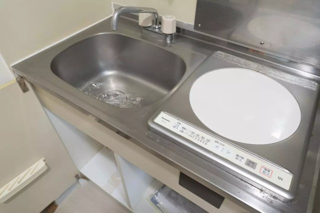 AP1172 クリオ神奈川新町壱番館 304のキッチン|



