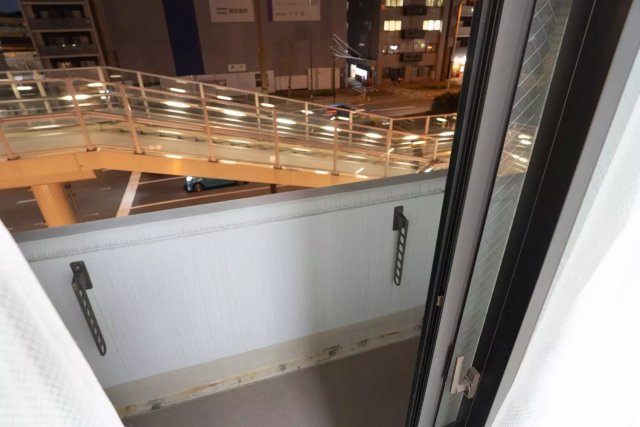 AP1172 クリオ神奈川新町壱番館 304のバルコニー|



