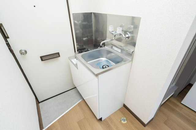 AP623 パレス中川 206のキッチン|



