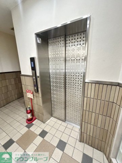 セブンイレブン松戸高砂通り店 徒歩2分。 150m