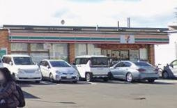 セブンイレブン町田金森店 徒歩3分。 220m