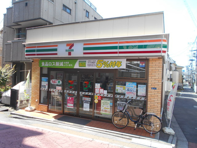 セブンイレブン北区滝野川２丁目店まで300ｍ