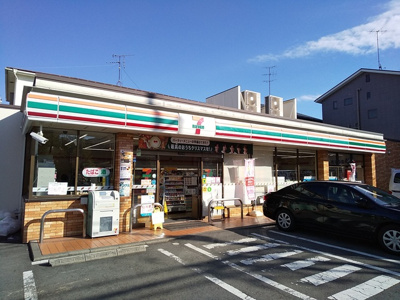 セブンイレブン大田区西蒲田３丁目店まで120ｍ