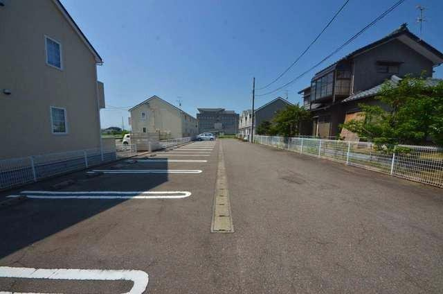 フレンドリーパークＣの駐車場