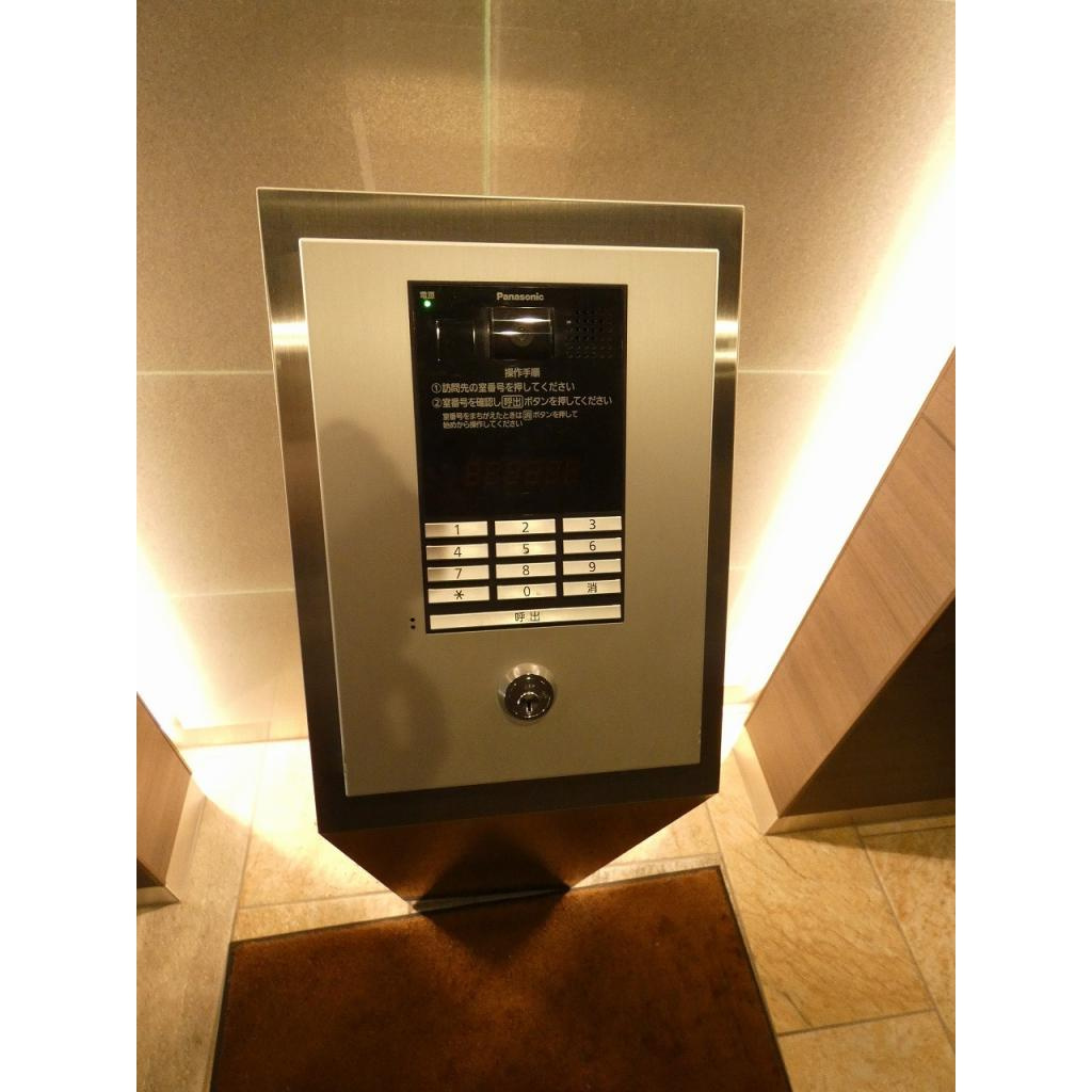 ベルフォンスの設備|【 オートロック 】