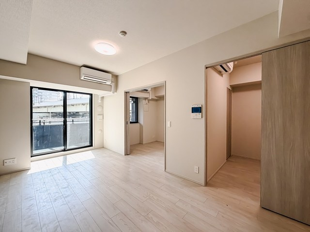 【居間・リビング】 | ブルックサイドレジデンス木場 | ※写真は同タイプ住戸です。