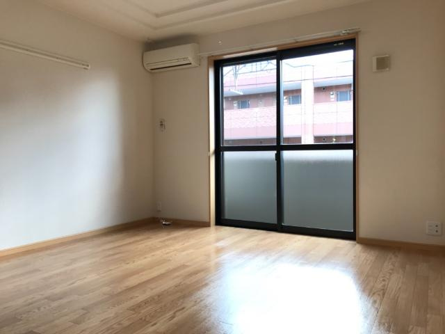 ルミエール大坪の内装|室内