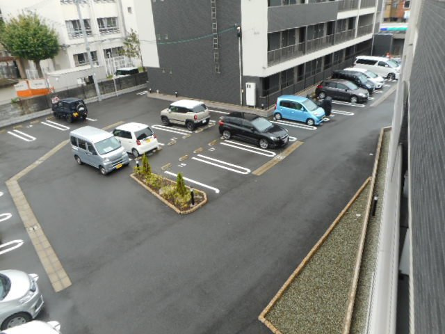 リンデンバウム　Ⅰの駐車場