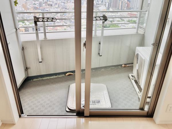 新宿アインスタワーの居間・リビング