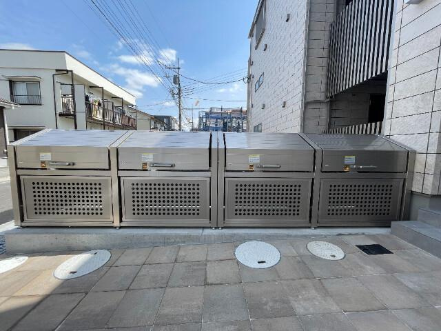 ＦＯＲＴＩＳのエントランス