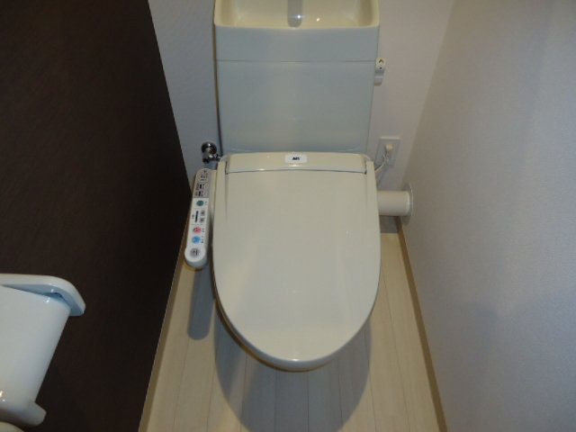 カーサ・センのトイレ|シャワー付トイレ