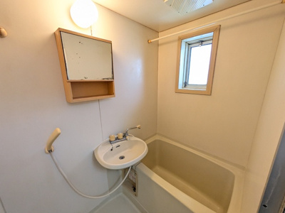 バス・トイレ別です♪※清掃前です。