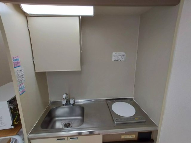 AP423 ライブコア東伏見 202のキッチン|



