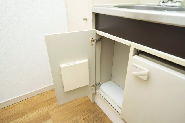 AP395 シャンブルK 201の収納|




