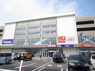 ノジマモール横須賀まで950ｍ