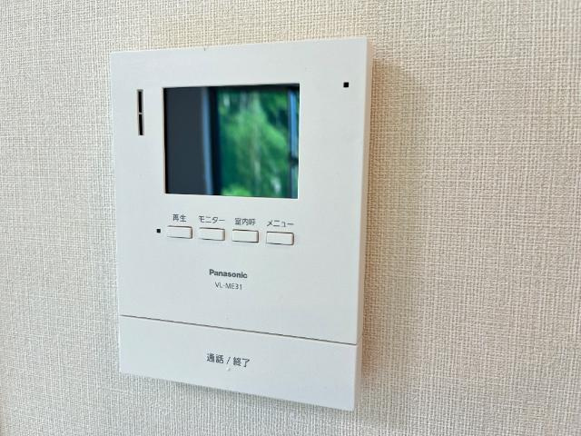 アンソレイユの内装|カメラ付インターホン