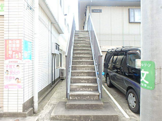 共用階段