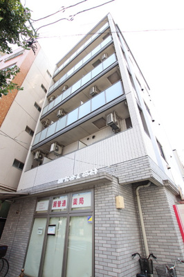 二重サッシで外の音も軽減されます。