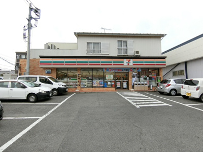 セブン-イレブン 藤沢村岡東店まで1100ｍ