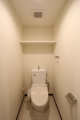 洗浄便座機能付きトイレ