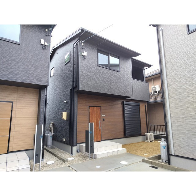 Ｌａｎｄ　ｃｏｕｒｔ　高田橋駅の外観|D