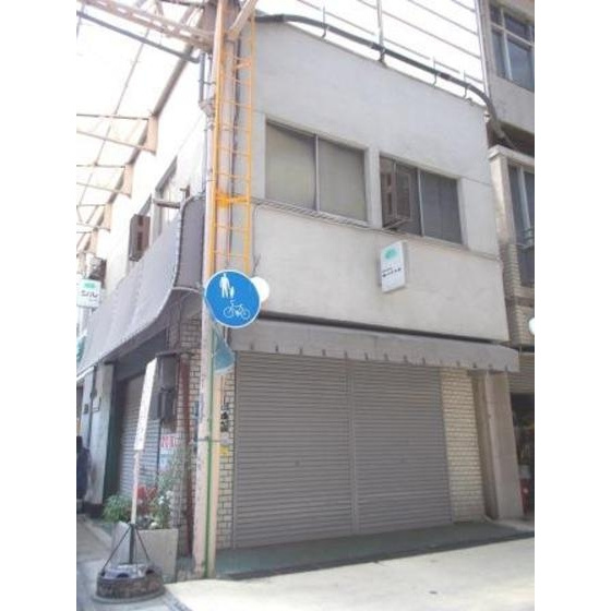 岐阜市問屋町２丁目の店舗事務所