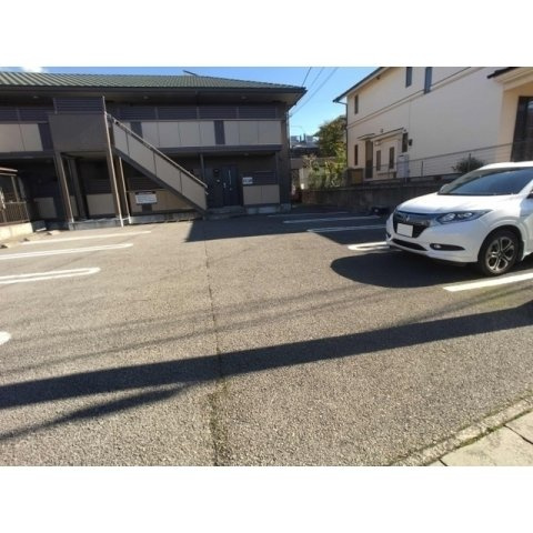 チェリー　アベニューの駐車場