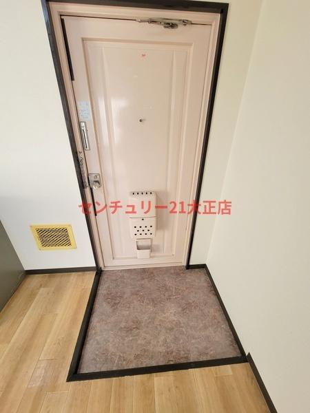 藤田ホワイトマンションの玄関