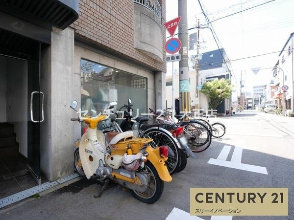 ロータリー39の駐車場