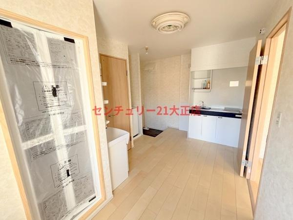 大阪市港区築港４丁目の賃貸マンションの居間・リビング