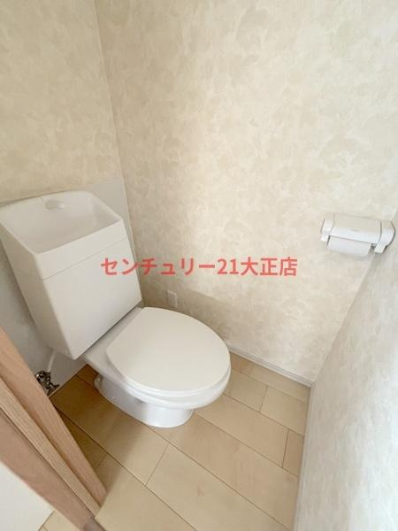 大阪市港区築港４丁目の賃貸マンションのトイレ