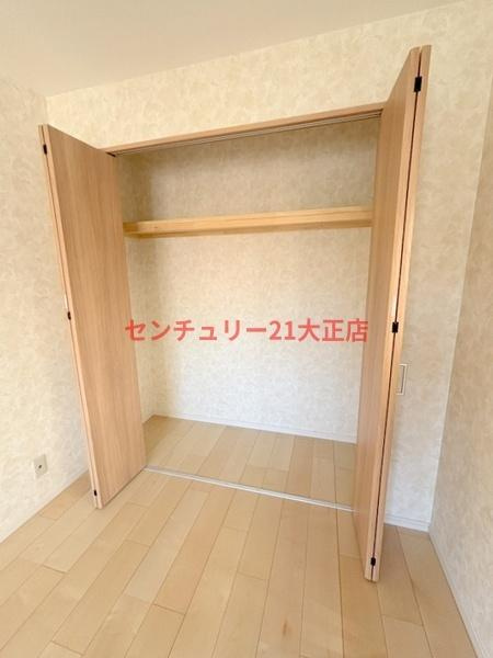 大阪市港区築港４丁目の賃貸マンションの収納