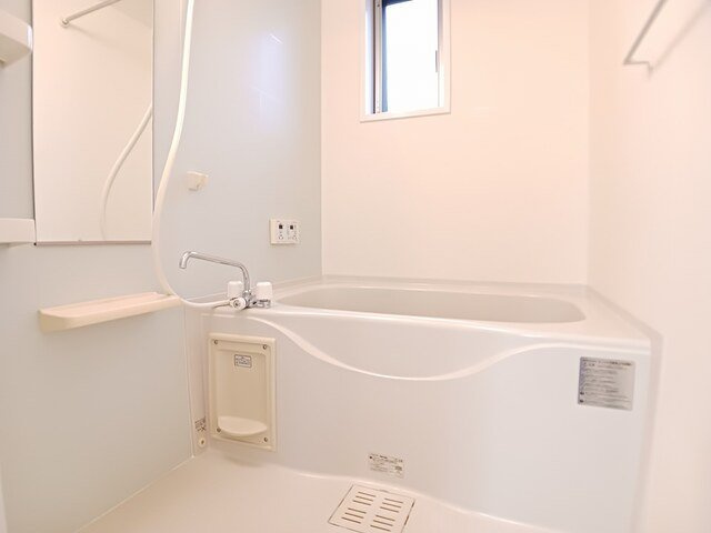ストラスブールの浴室|日々の疲れを癒すお風呂付です