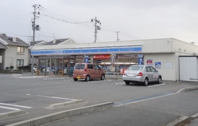 ラ・カンパネラⅡーＢの周辺|ローソン秋田泉中央3丁目店まで500m