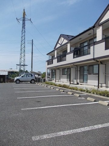 フォレの駐車場|駐車場に車を止められます