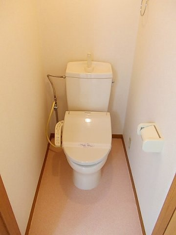 ソレアードのトイレ|落ち着いたトイレです
